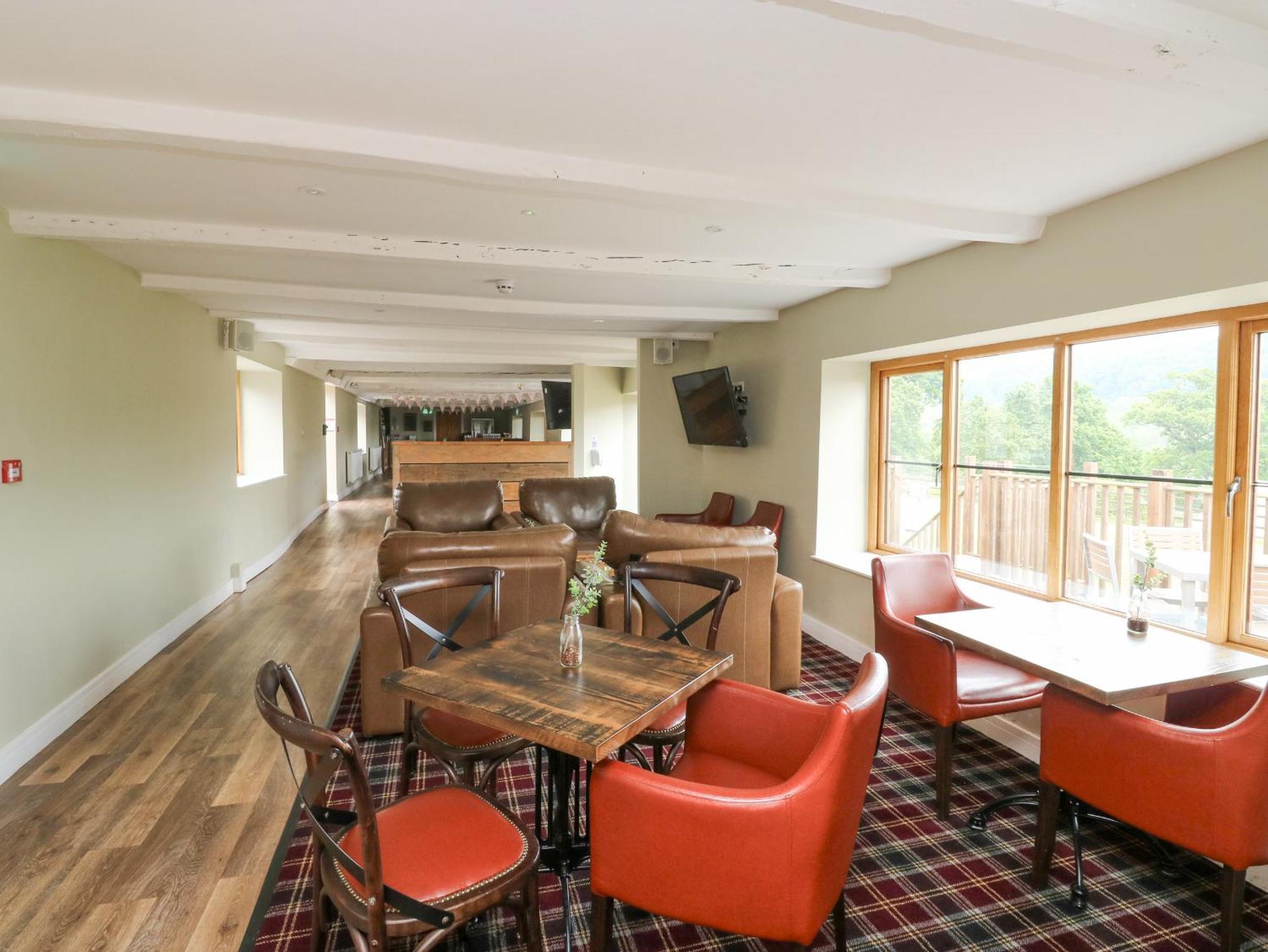 Harcombe House Bungalow 1 Нютън Абът Екстериор снимка