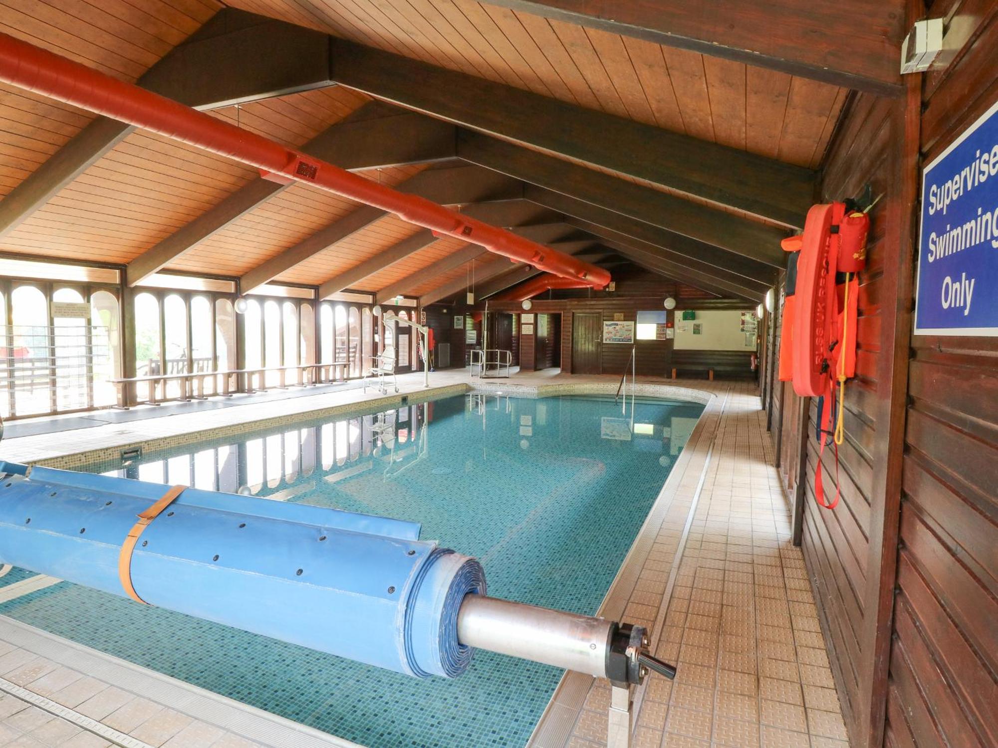 Harcombe House Bungalow 1 Нютън Абът Екстериор снимка